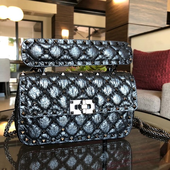 valentino garavani rockstud spike bag